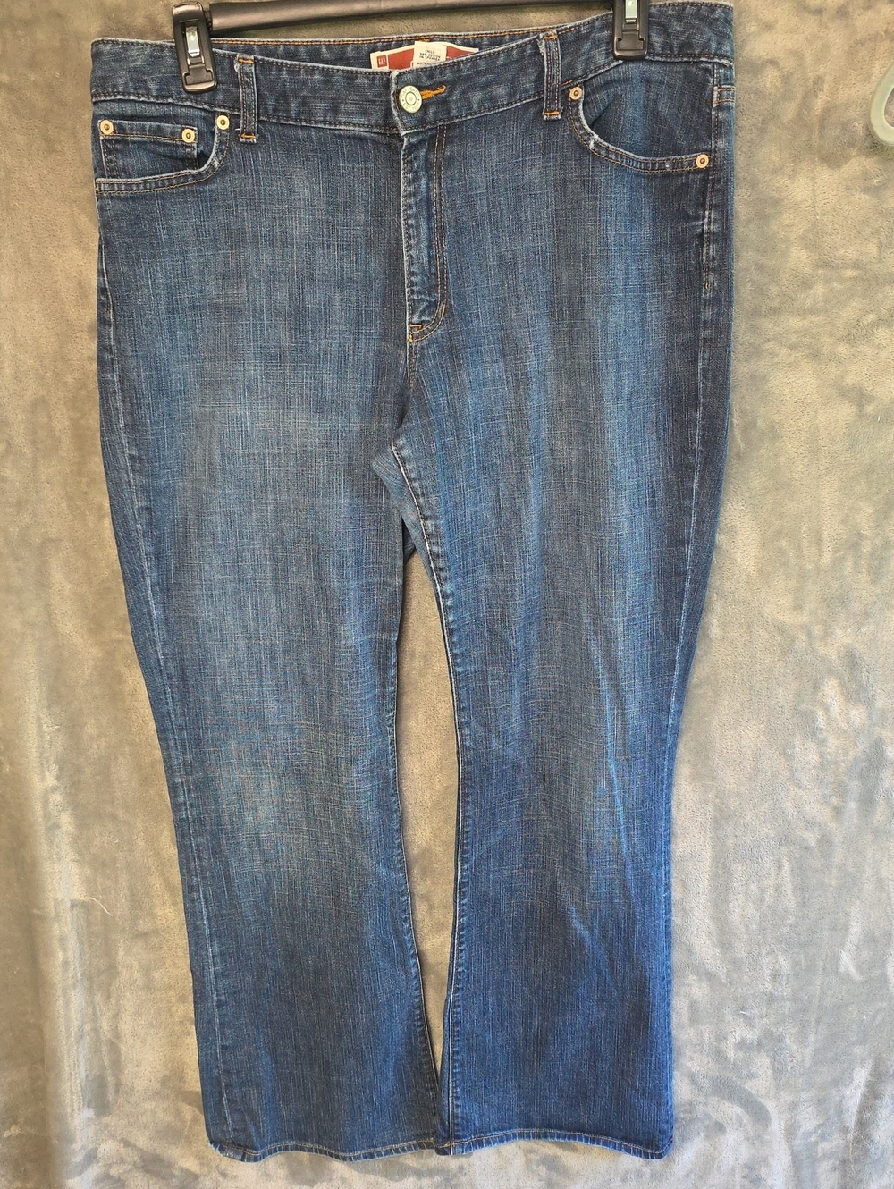 GAP Women's Curvy Flare Jeans in Dark Blue Wash